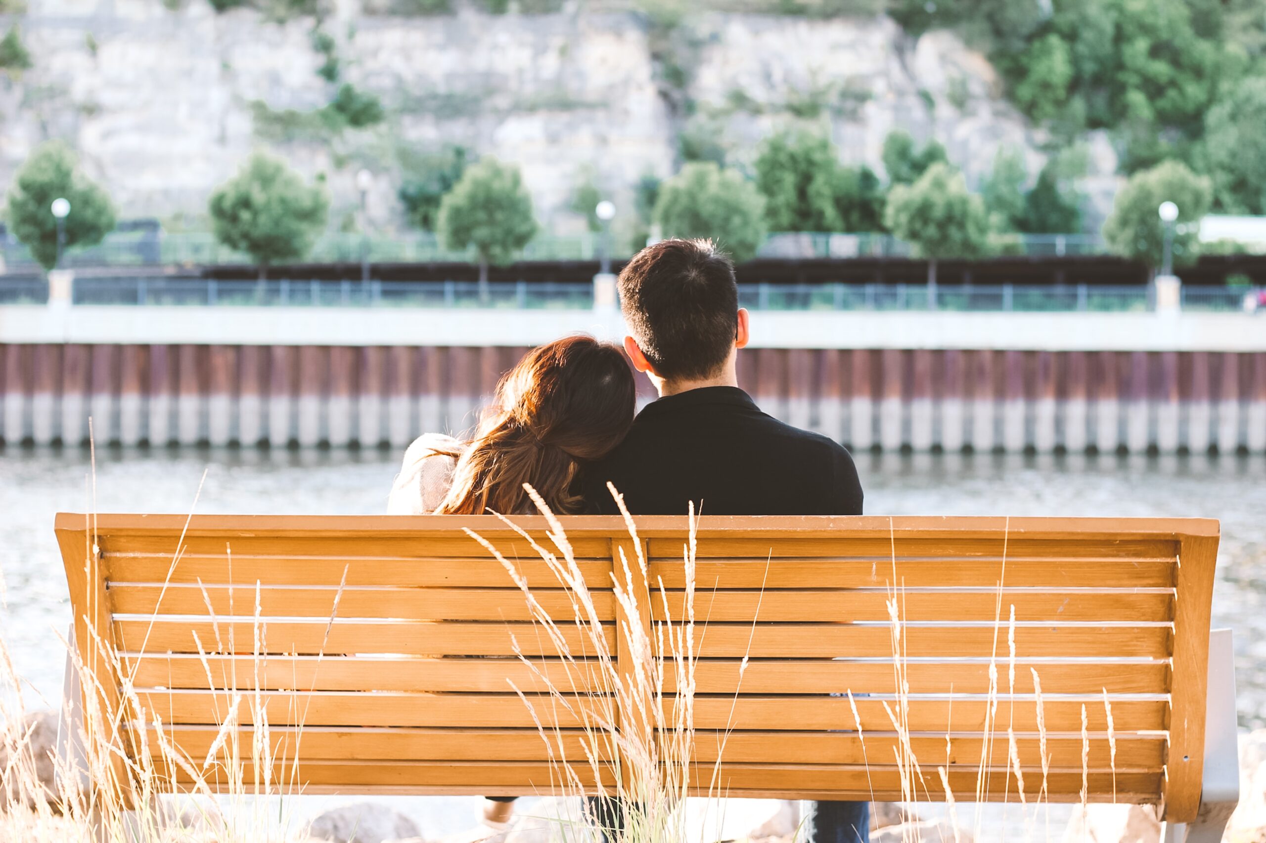 AmoLatina.com Advice 4 Questions to Ask Before You Say "I Do"
